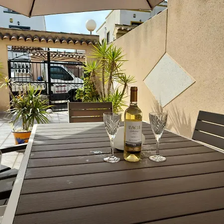 - Sleeps 6 - Pool - Parking - Petfriendly * Oriola (Orihuela)