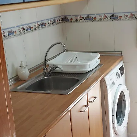 - Sleeps 6 - Pool - Parking - Petfriendly Orihuela